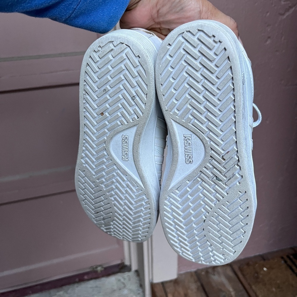 White and Gold Sneakers - Picture 3 of 4